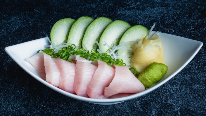 Yellowtail Sashimi (5pc)