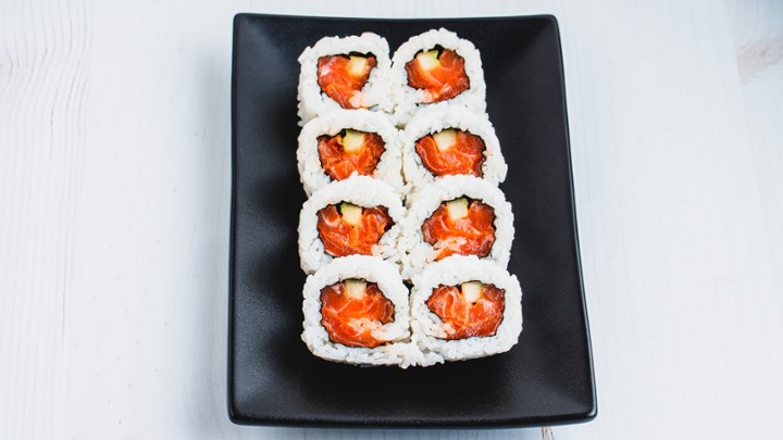 Spicy Salmon Roll