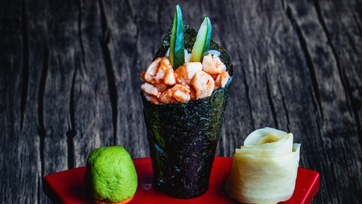 Spicy Scallop Handroll