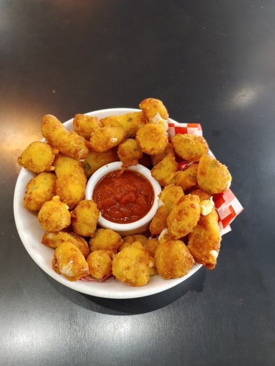 Fried Garlic Cheese Curds