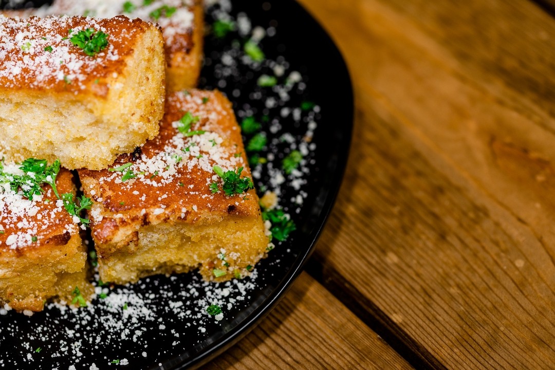 SWEET CORNBREAD