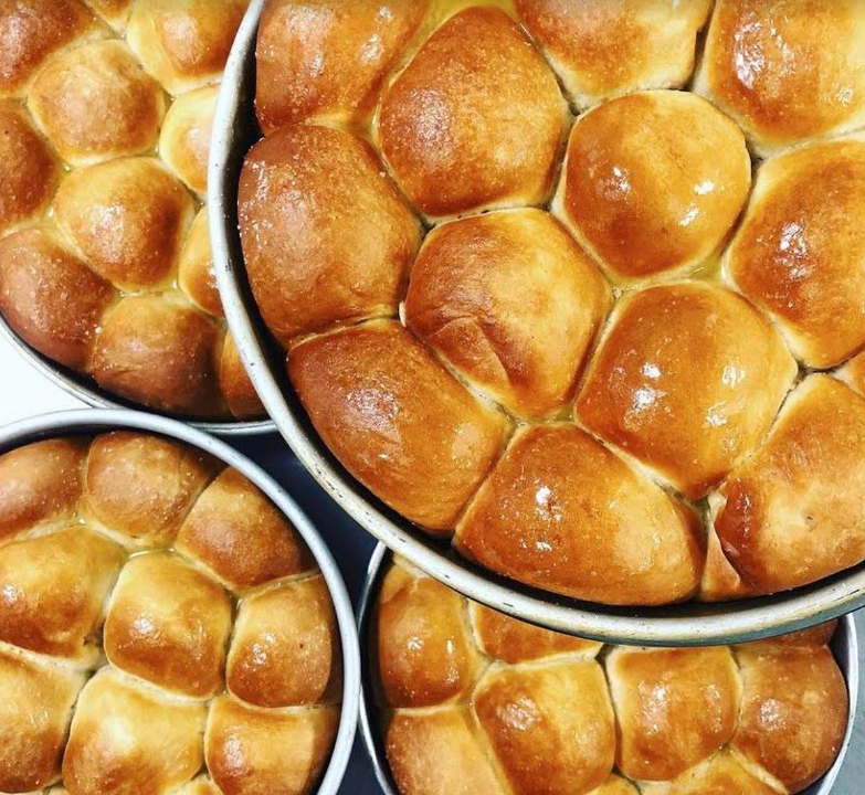 HOLIDAY Soft Dinner Rolls with Whipped Butter (NF)