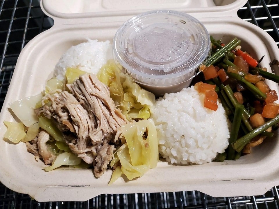 Kalua pig and cabbage plate