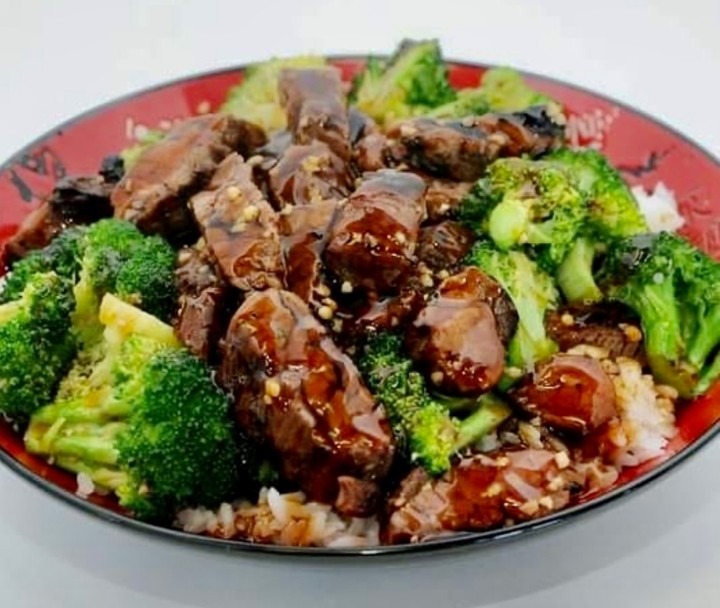 STEAK & BROCCOLI BOWL