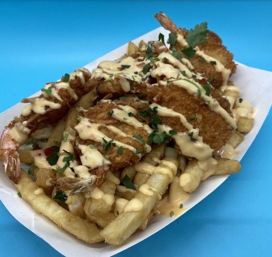 COCONUT SHRIMP + CHIPS BASKET