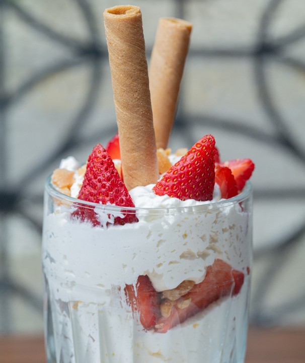 FRESAS CON CREMA