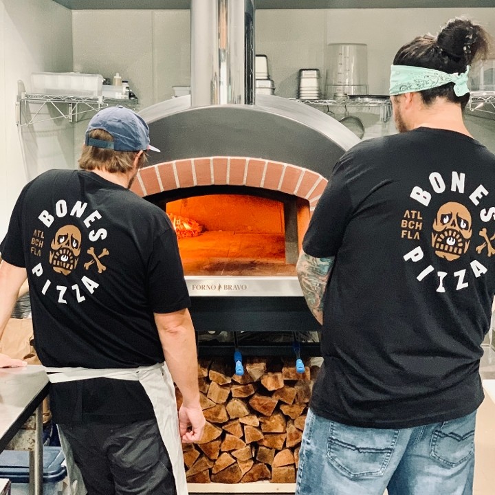 BONES PIZZA KITCHEN T-SHIRT