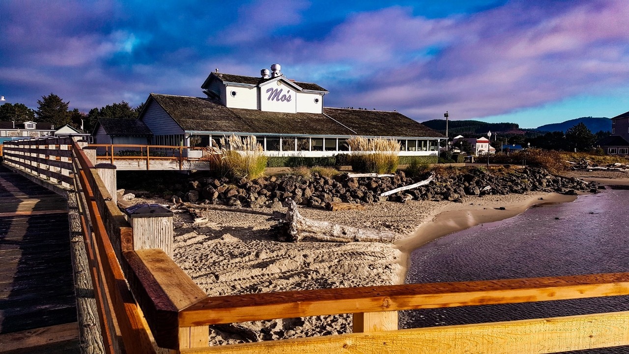 Mo's Seafood & Chowder - Lincoln City