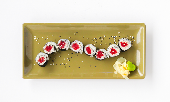 AHI TUNA ROLL