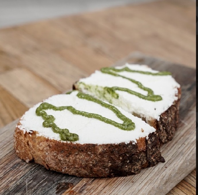 Ricotta Crostini