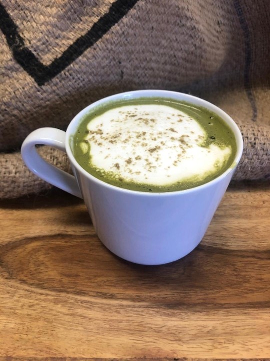 12 OZ HOT MATCHA LATTE