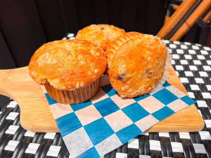 Apple Pecan Muffin