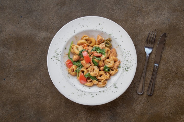 Cheese Tortellini with Chicken