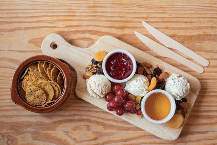 Fresh Cheese Board