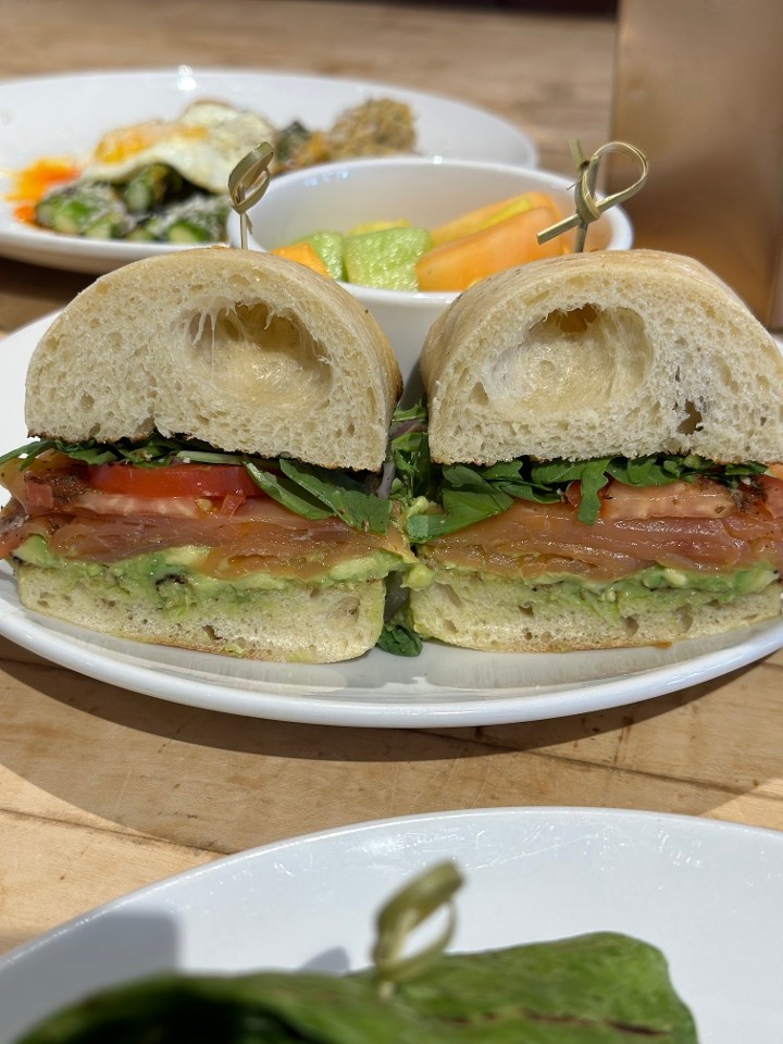 grilled salmon avocado sandwich