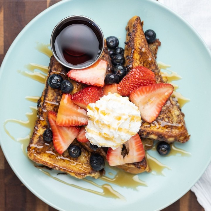 French Toast & Berries