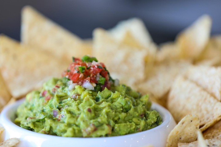 Rosie’s Guacamole & Chips