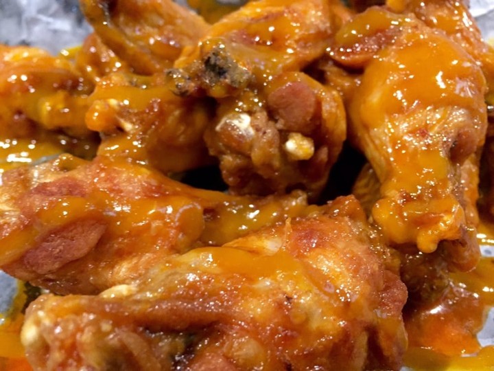 10 Traditional Wings