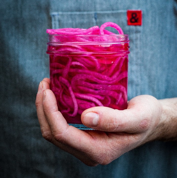 PICKLED RED ONIONS (8OZ)