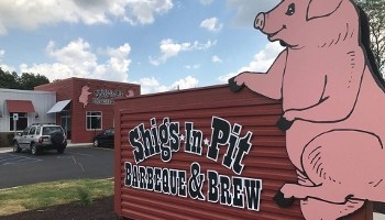 Shigs in Pit Maplecrest 6250 Maplecrest Rd.