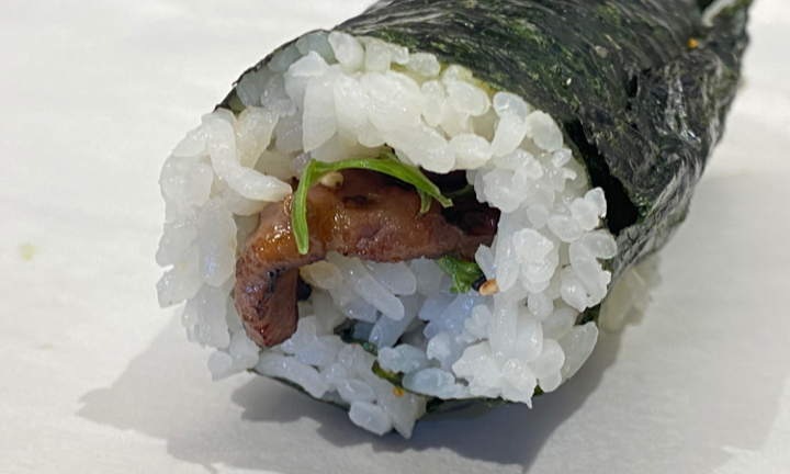 SEARED WAGYU HAND ROLL