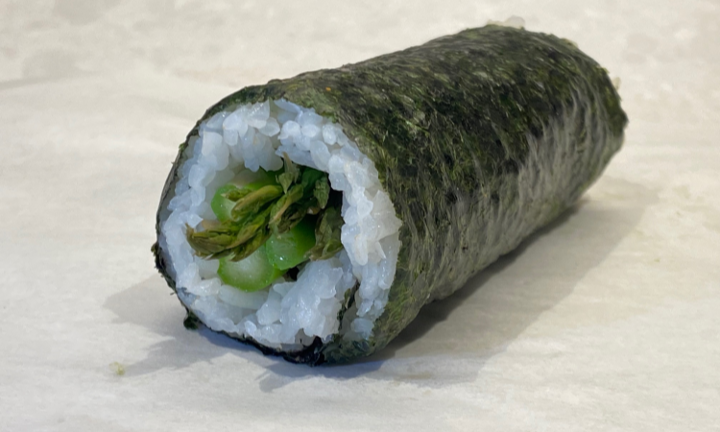 ASPARAGUS HAND ROLL