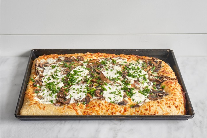 RI Mushroom Pizza