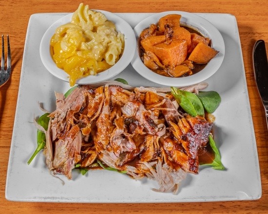 PULLED PORK PLATTER