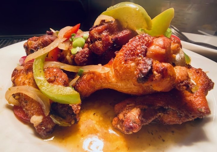 Brick Oven Wings peppers & Onions