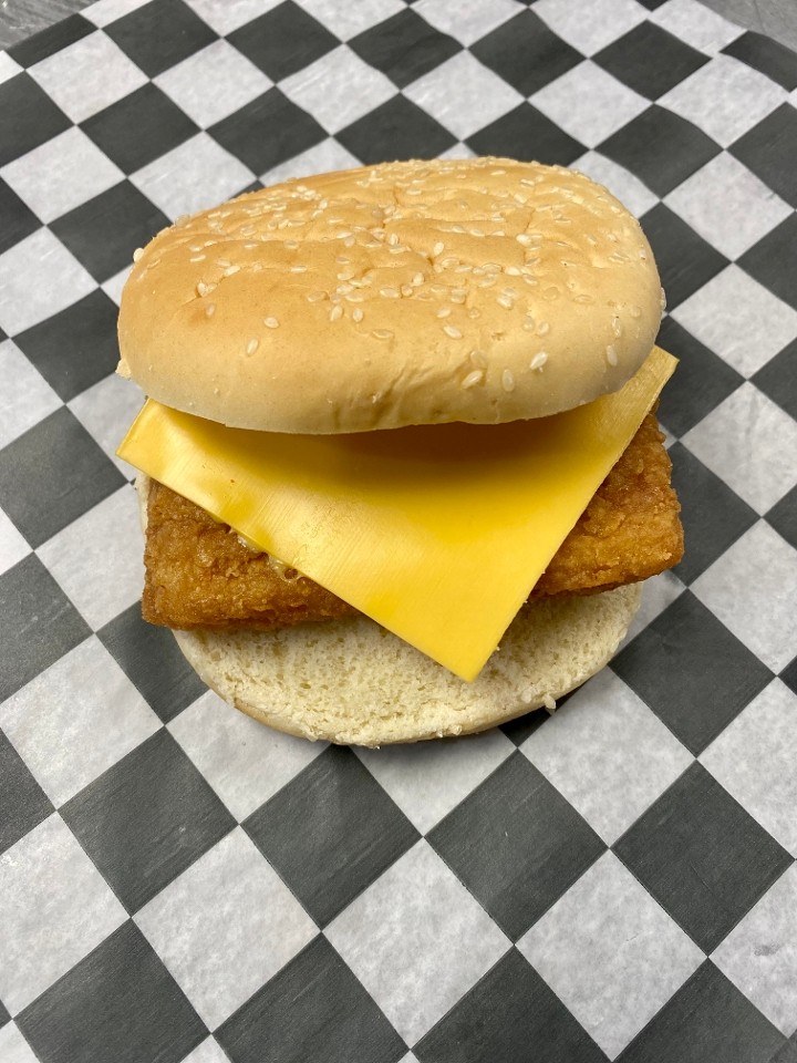 Fish Sandwich (Cod) w/Yellow American Cheese