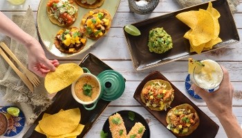 Avo Taco - 2340 Jericho Turnpike