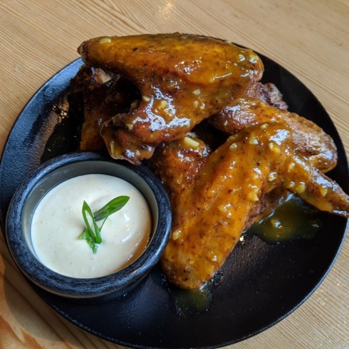 Smoked Chicken Wings*