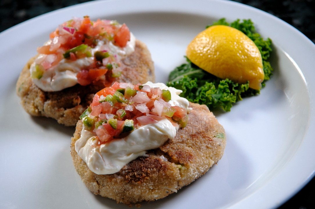 LUNCH CRAB CAKES