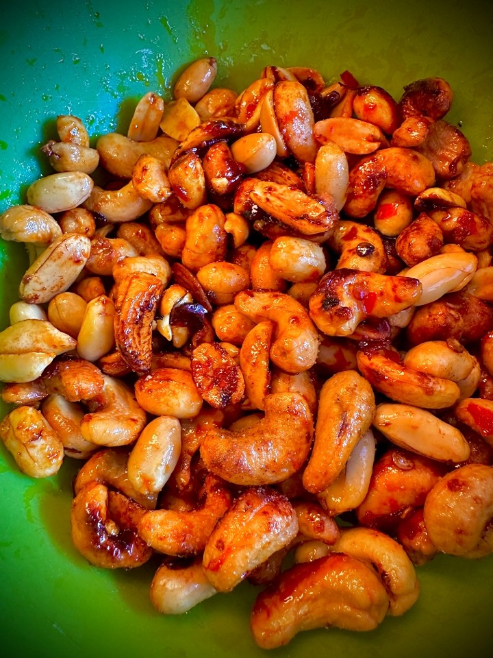 Chili-Lime Crackle Cashews (Full Shareable Size)