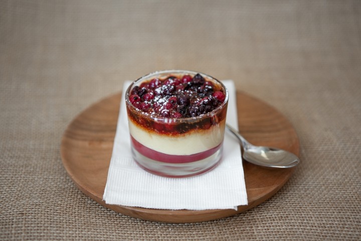 Creme Brulee & Berries