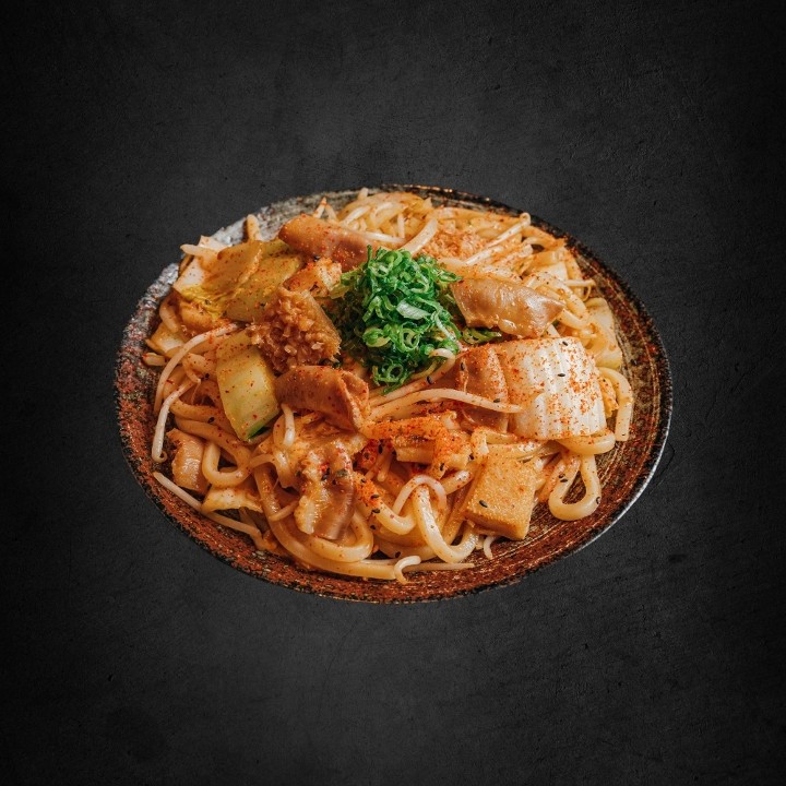 Stir-Fried Spicy Intestine Udon