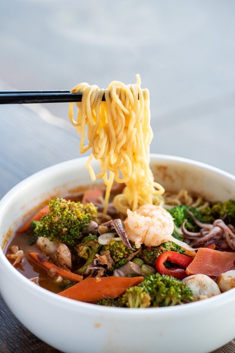 泰式海鮮湯麵 Thai Mixed Seafood Noodle Soup