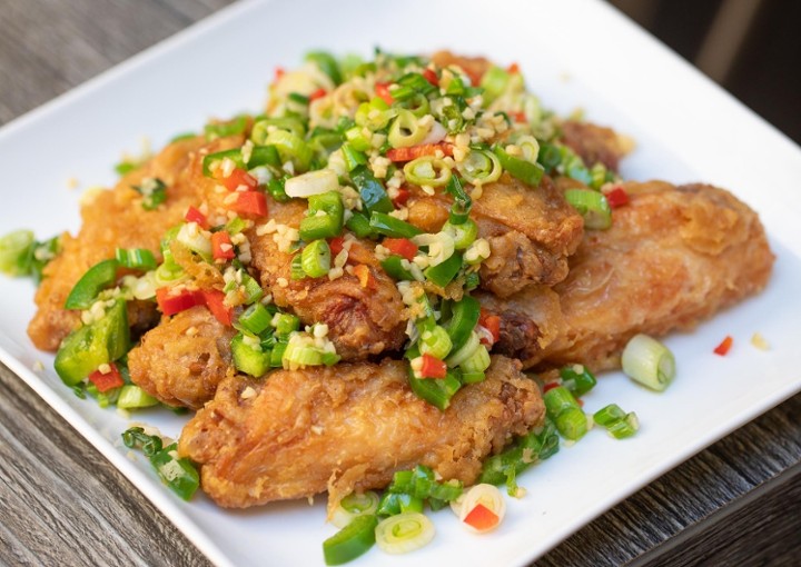 椒鹽雞翼(8pc) Spicy Salt Chicken Wings