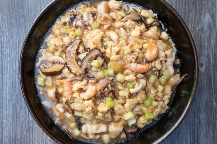 福建燴飯 Fried Rice w/ Seafood & Chicken Gravy