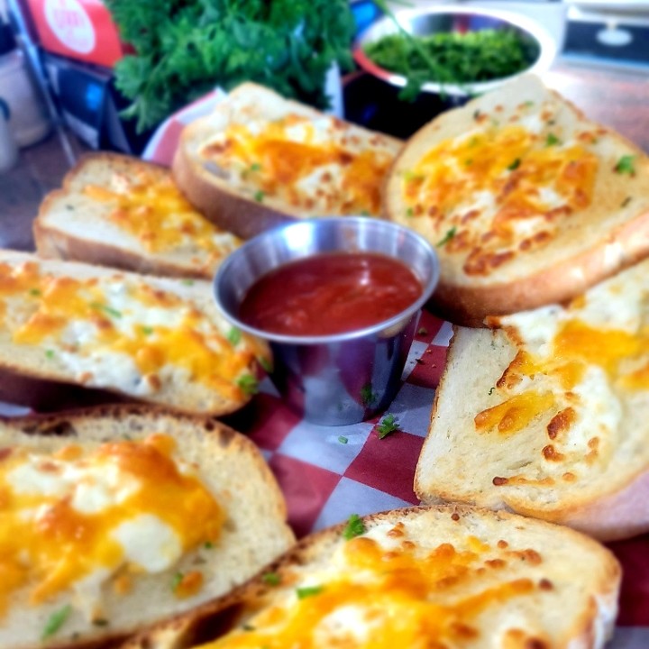 BASKET OF BREAD W CHEESE