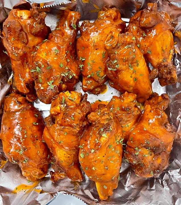 Jumbo Chicken Wings w/ fries - 10 wings