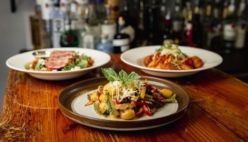 Oliver's Corner Bistro