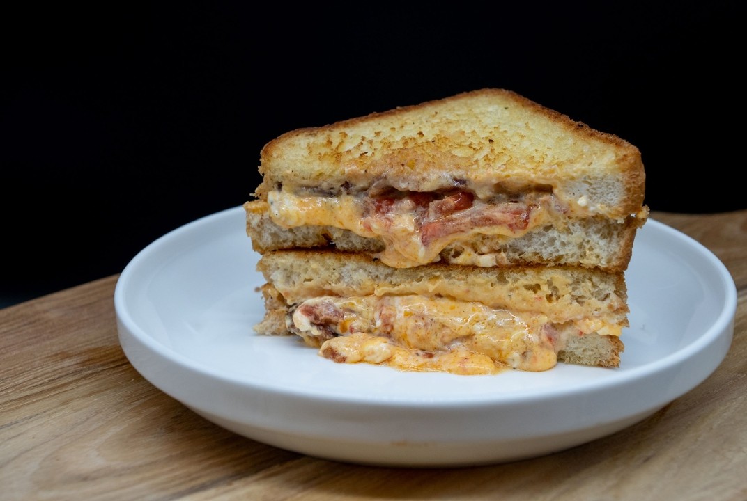 Pimiento w/ Tomato Grilled Cheese