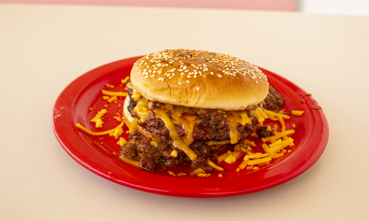 Large Chili Cheeseburger