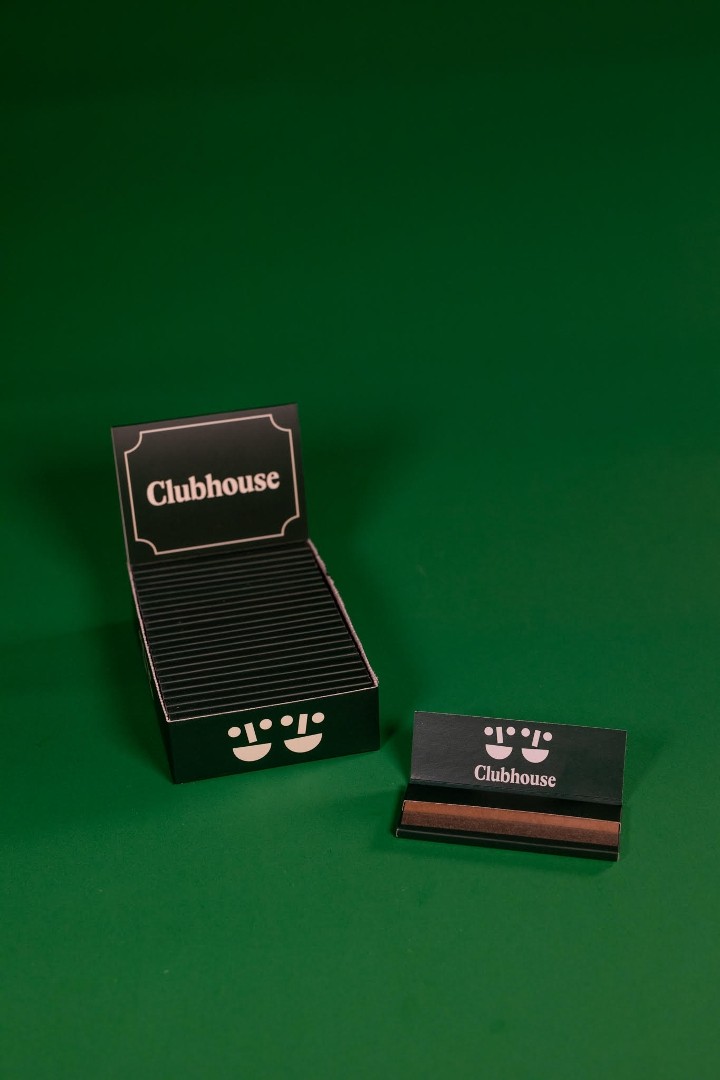 Clubhouse Rolling Papers - Packs of 2