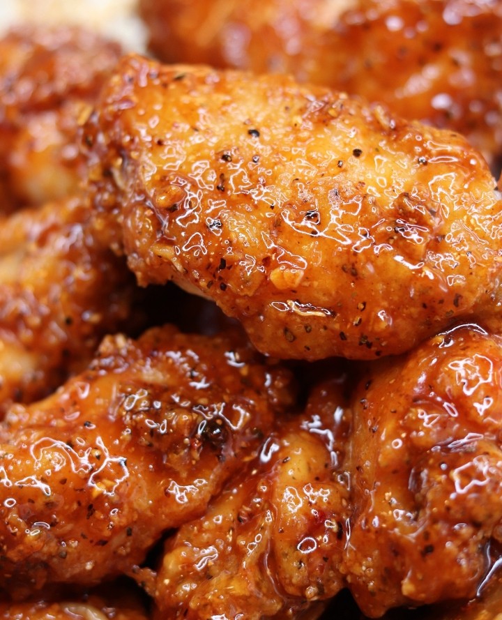 Wing Wednesdays Dinner Special: Dollar Wings!