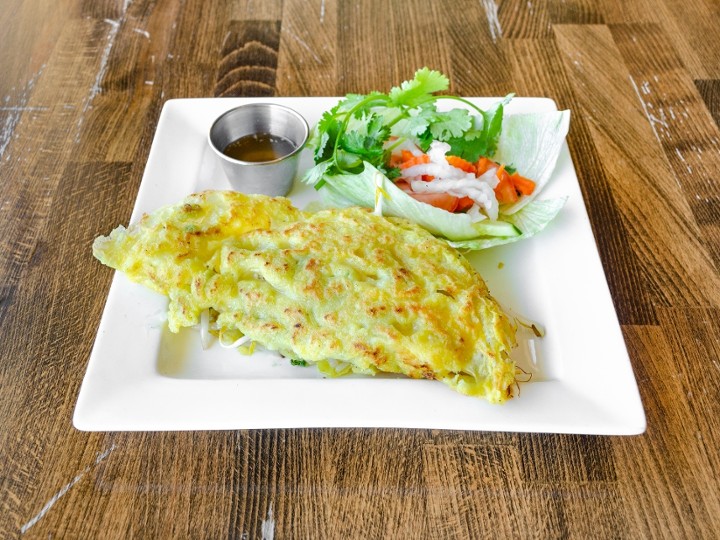 Banh Xeo (Pork & Shrimp Crepe)