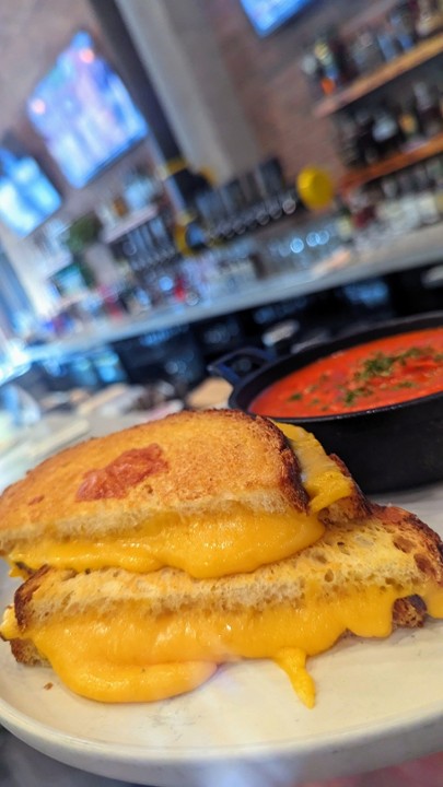 NEW SCHOOL GRILLED CHEESE & TOMATO SOUP