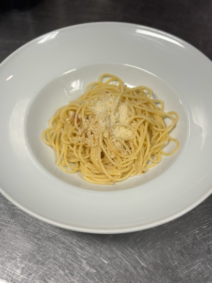 Spaghetti Garlic & Olive Oil