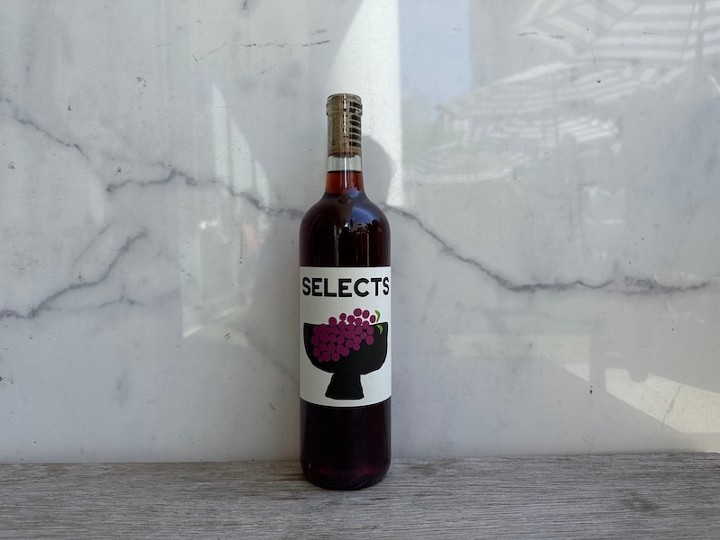 Selects Red 2022, 750 mL Chillable Red Wine Bottle (13% ABV)